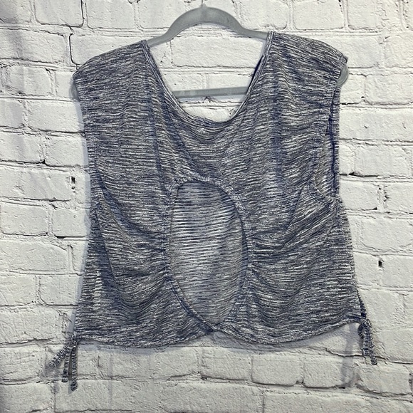 NWOT Free People Movement Cropped Cinched Muscle Tank - Navy Blue - Size Large - Picture 9 of 14